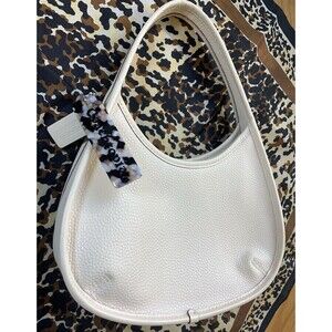 COACH Ergo Bag in Coachtopia Leather Cloud White CK112